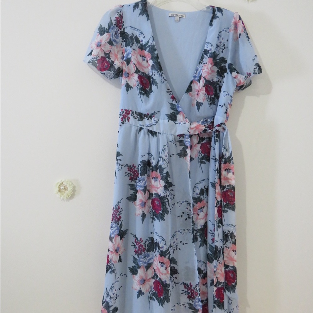 Beautiful Charlotte Russe Summer Dress